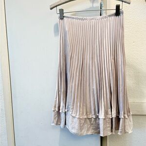 MOGA pleated satin skirt